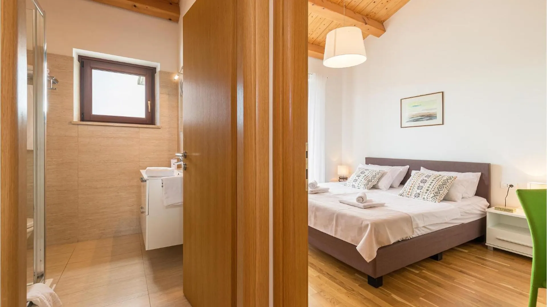 Holiday home 4 Bedroom Nice Home In Stokovci Croatia