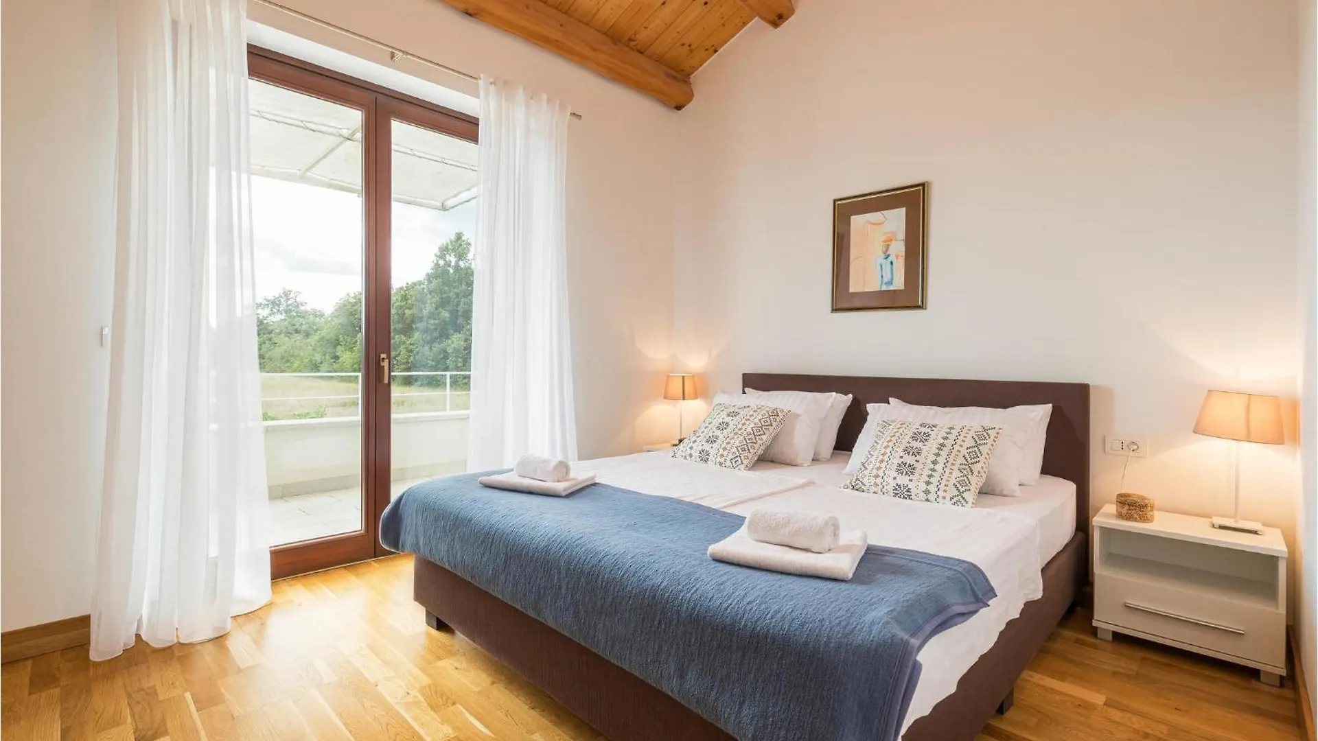 4 Bedroom Nice Home In Stokovci 0*,  Croatia